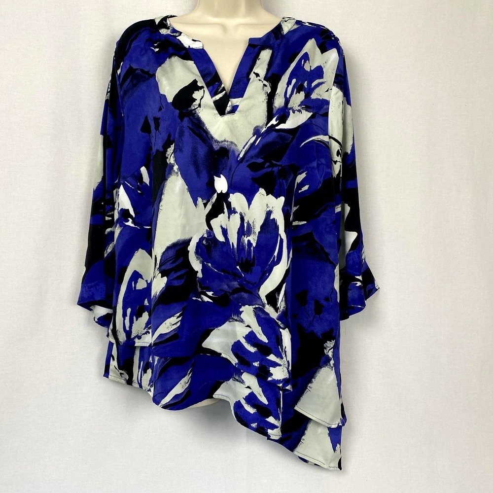 Chicos Tunic Top Size 2 Purple Bold Floral Satin Flowy Asymmetrical Artsy Large